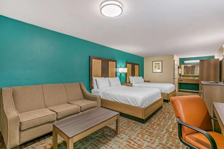 Rodeway Inn