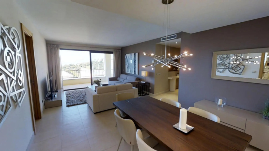 8671 - Luxurious Apartment With Spa Area