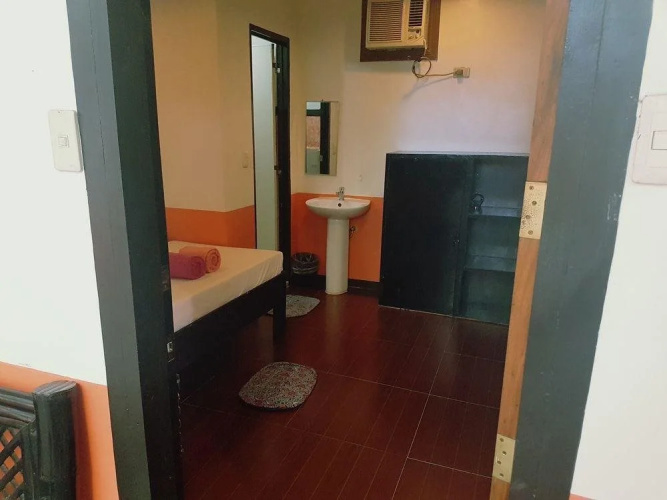 Pad's Inn