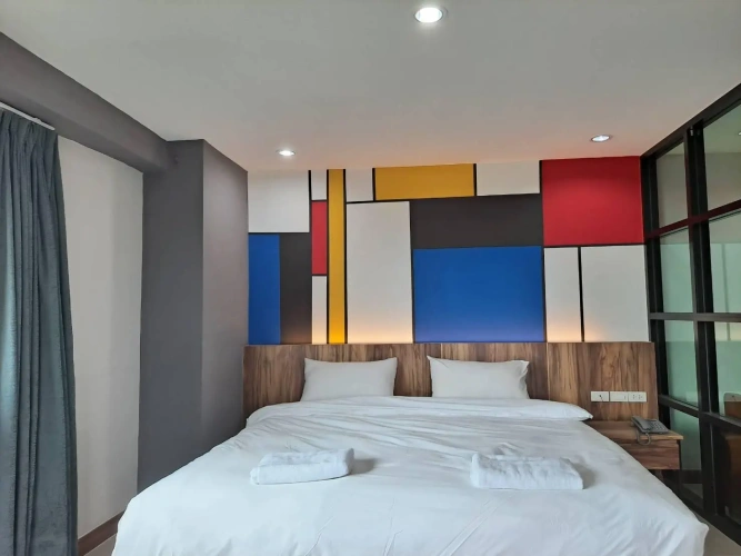 Quadruple Suite