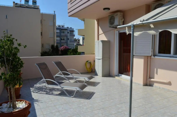 Roula's Apartment 1