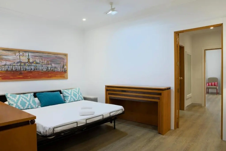 Triple room