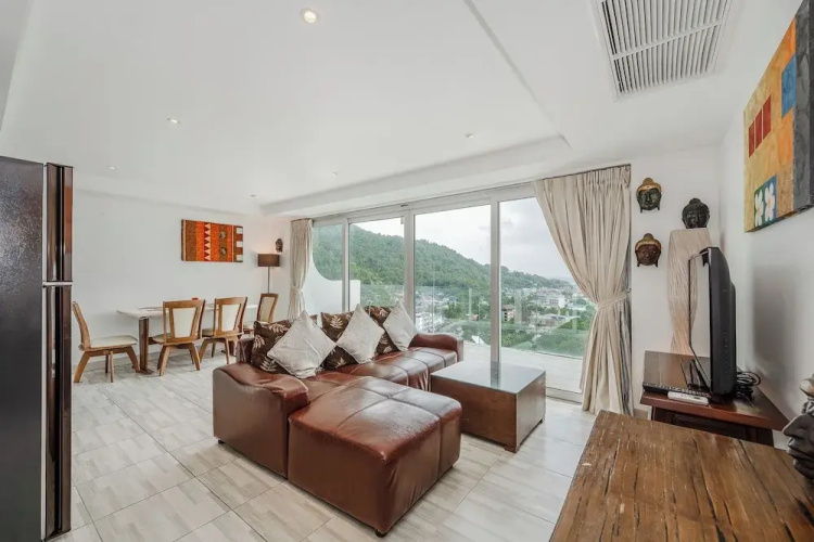 Sea View 2BR Condo Prime Location C236
