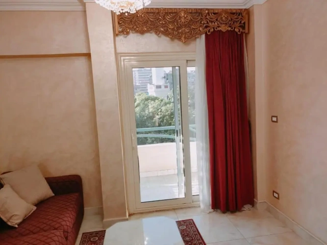3 Bedrooms Apartment