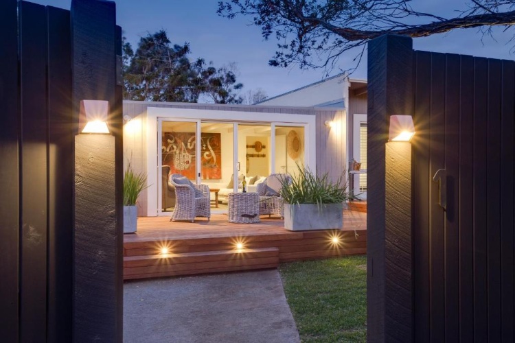 2 Bedrooms Villa