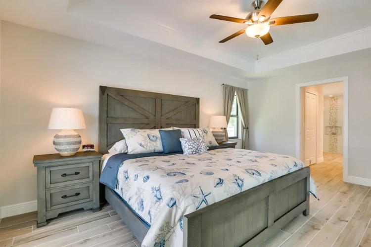 4 Bedrooms Standard room
