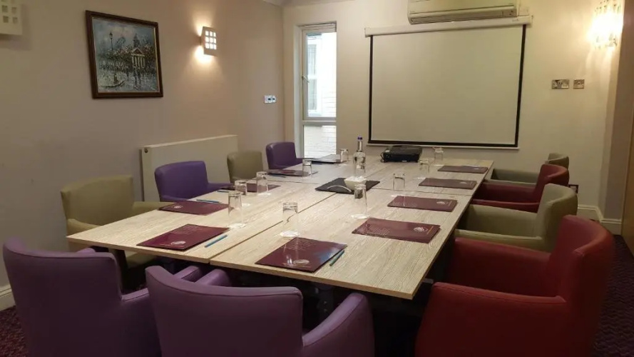Queensgate Hotel