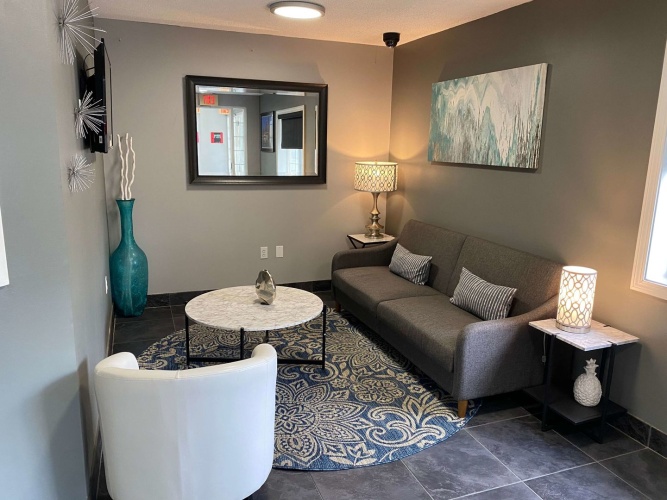 Sonesta Simply Suites Boston Burlington photo 18