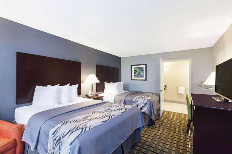 Days Inn by Wyndham Ennis