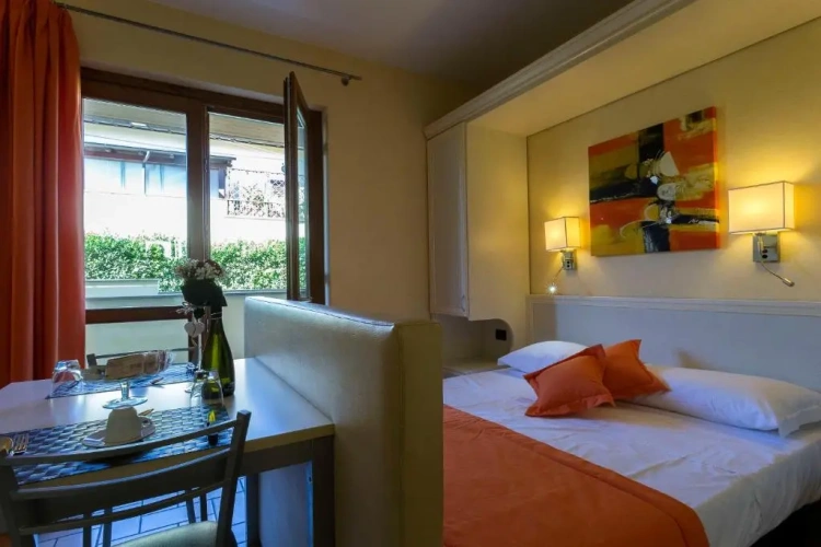 1 Bedroom Apartment with balcony
