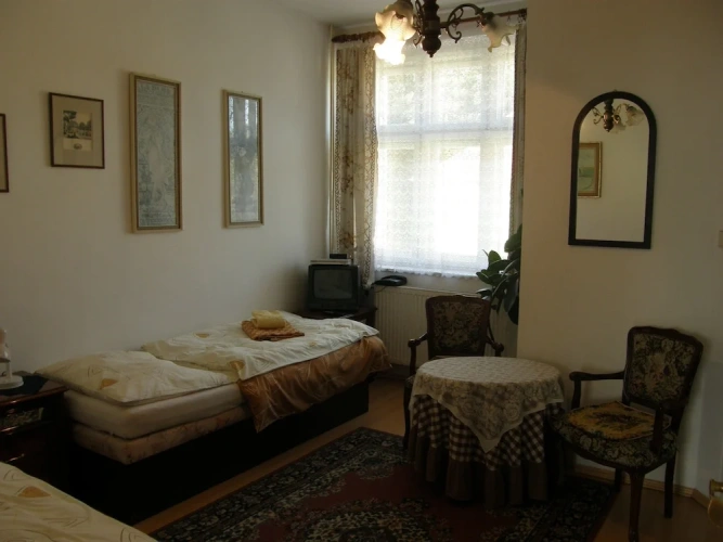 Classic Triple room