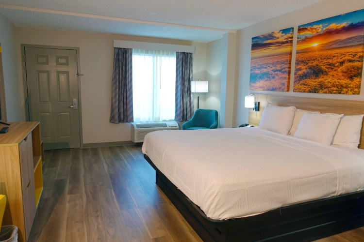 Days Inn by Wyndham Norman