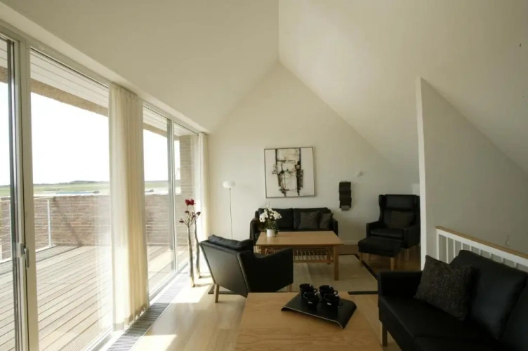 2 Bedrooms Twin Cottage
