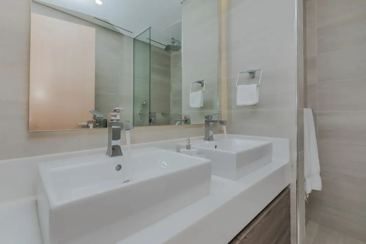 FAM Living - Mada Residences Downtown