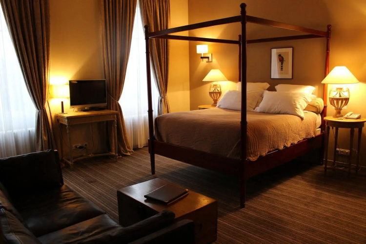 Hotel Rollan De By
