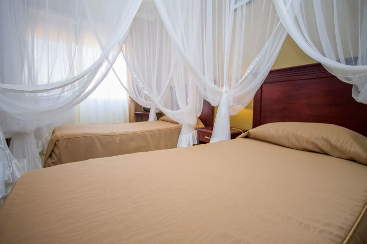 Sapphire Hotel