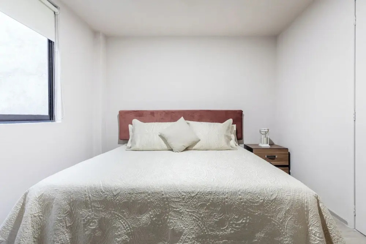 Elevate Your Roma Stay - 2BR - Wifi - Sleeps 7