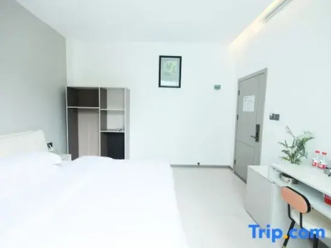Standard Double room with garden view