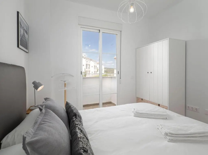 Small Oasis 2375 Sea View