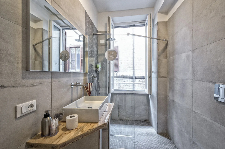 Magenta Luxury Sant'Anna