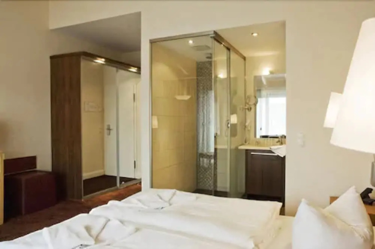 Strandhotel BinzOver view