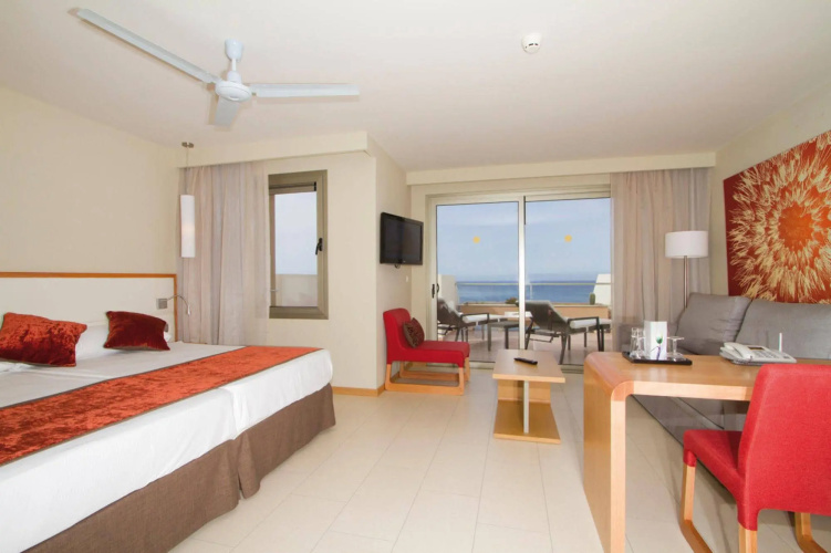 Hotel Riu Calypso - Adults Only photo 7
