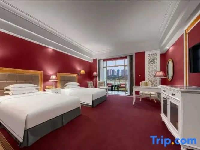 Superior Twin room with view