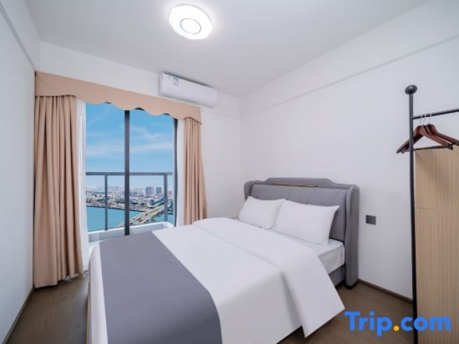 3 Bedrooms Comfort Suite with balcony and with river view