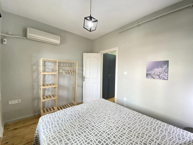 Central Flat With a Shared Terrace in Beyoglu