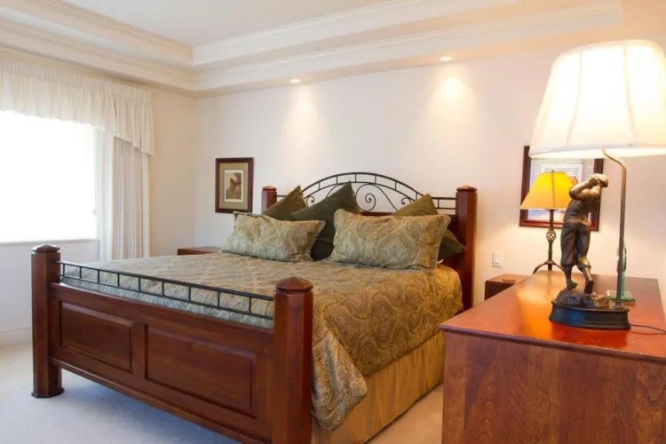 Villa 5-Broken Top-Hot Tub-2BR/2B