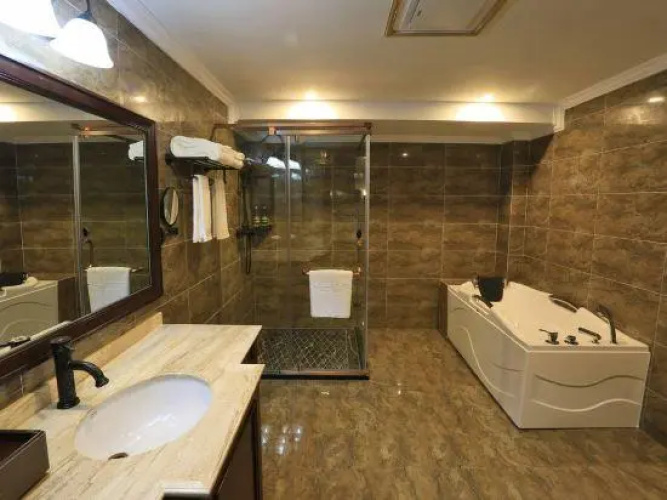 Jiang Shang Ming Du Hotel