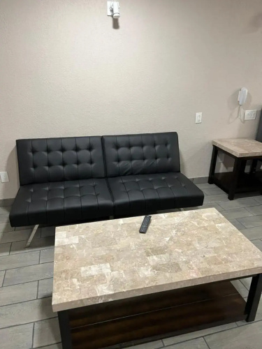 Executive Inn & Suites