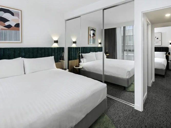 2 Bedrooms Apartment