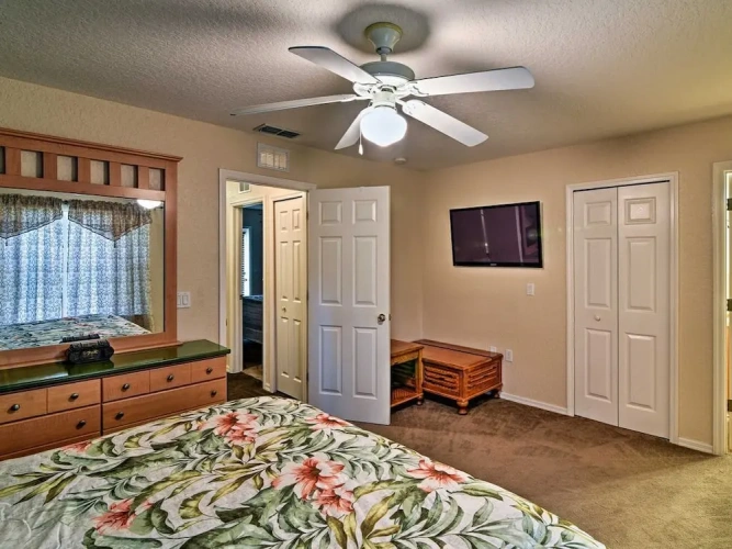 4 Bedrooms Cottage