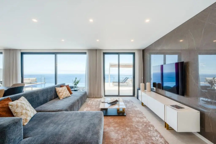 Villa Boa Nova Branca by MHM