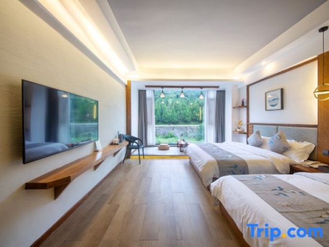 Standard Family room