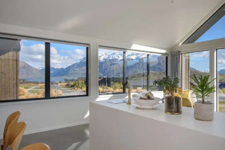 Four Season Retreat