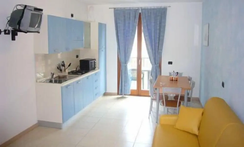 1 Bedroom Apartment with balcony and with mountain view