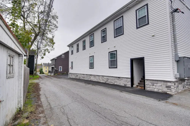 Dtwn Lititz Apt< Half-mi to Park!