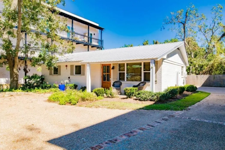 3 Bedrooms Cottage