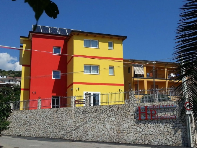 Hotel Paradiso