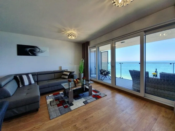 Apartment with balcony