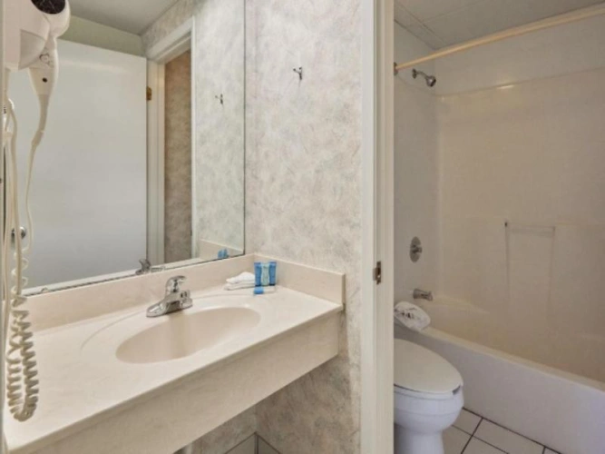 Classic Quadruple room