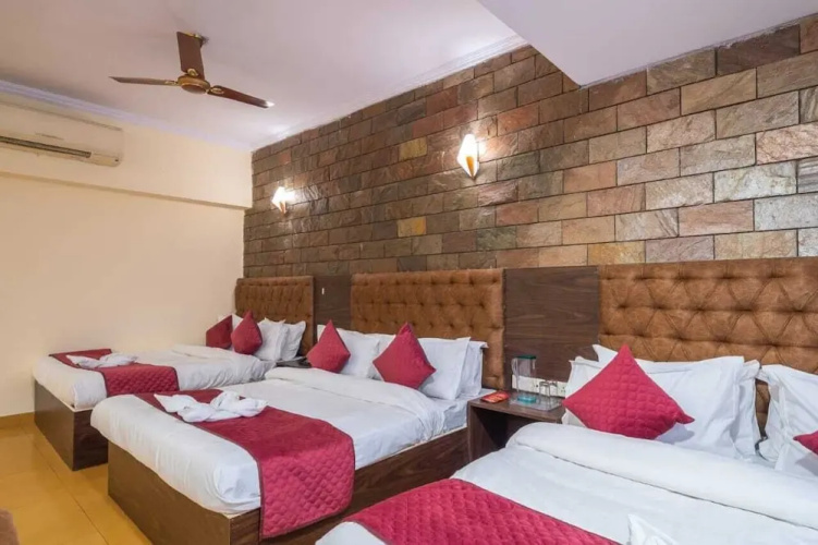 Hotel V Inn
