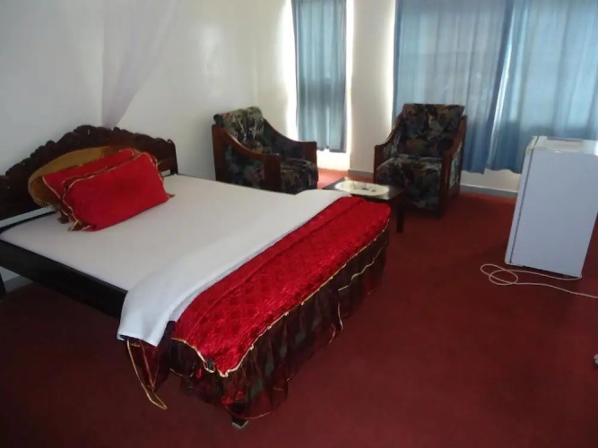 Brisk Hotel Triangle