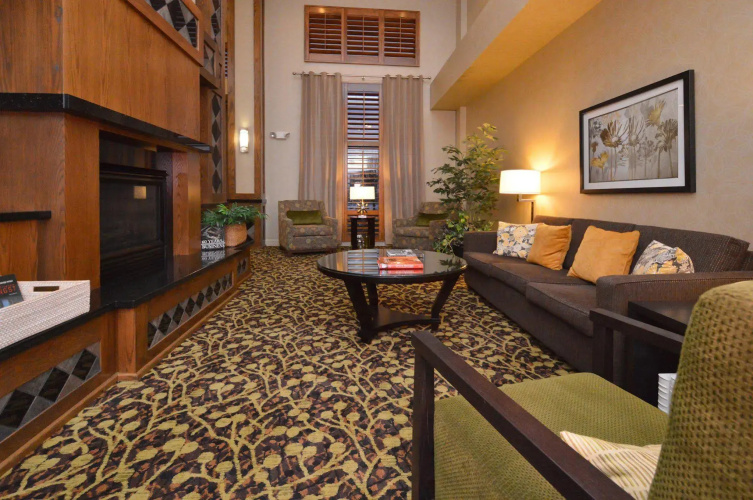 Hampton Inn & Suites Carson City