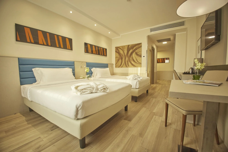IH Hotels Milano Lorenteggio photo 12