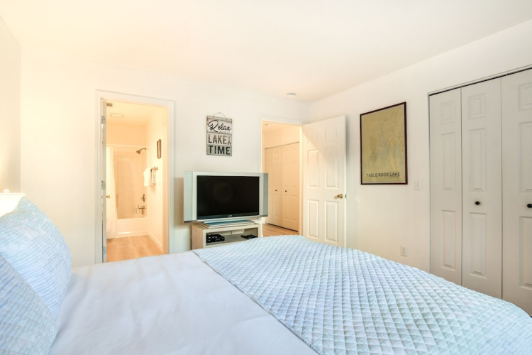 Branson Condo w/ Screened Patio, Pool Access