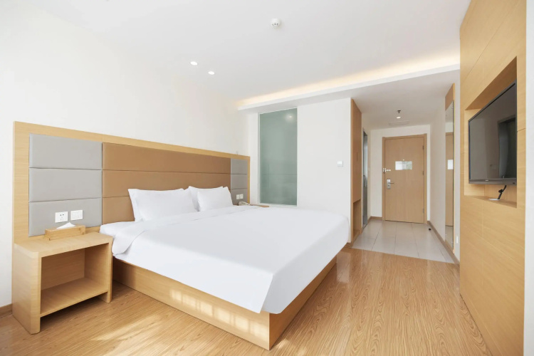 Ji Hotel (Xishao Gate Xian)