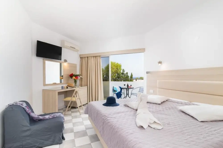 Standard Double room with balcony